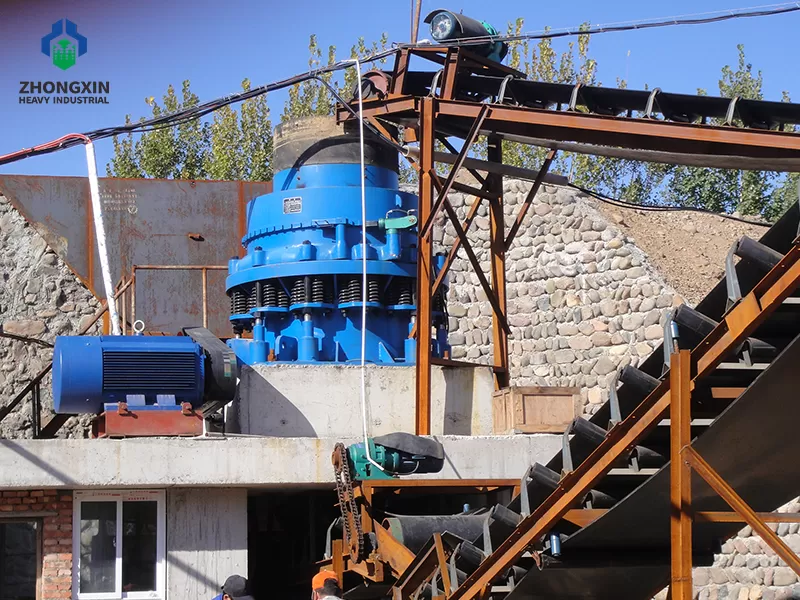 Symons 5 1/2 cone crusher crushing hard rock at quarry production site