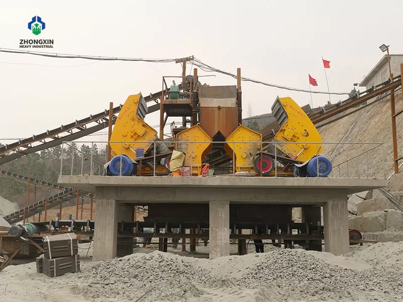 Planta trituradora de piedra equipada con máquina trituradora de impacto