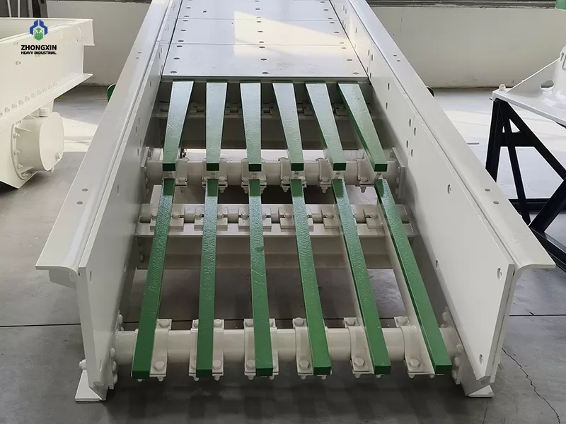 ZSWT Series vibrating feeders displayed before shipment in modern production workshop