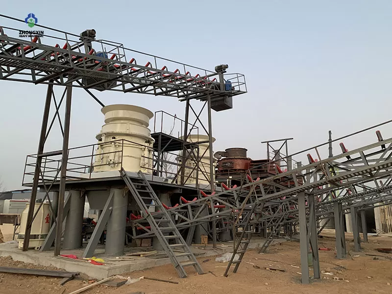 Planta de Chancado de Piedra de Montaña de 300 TPH en Latinoamérica