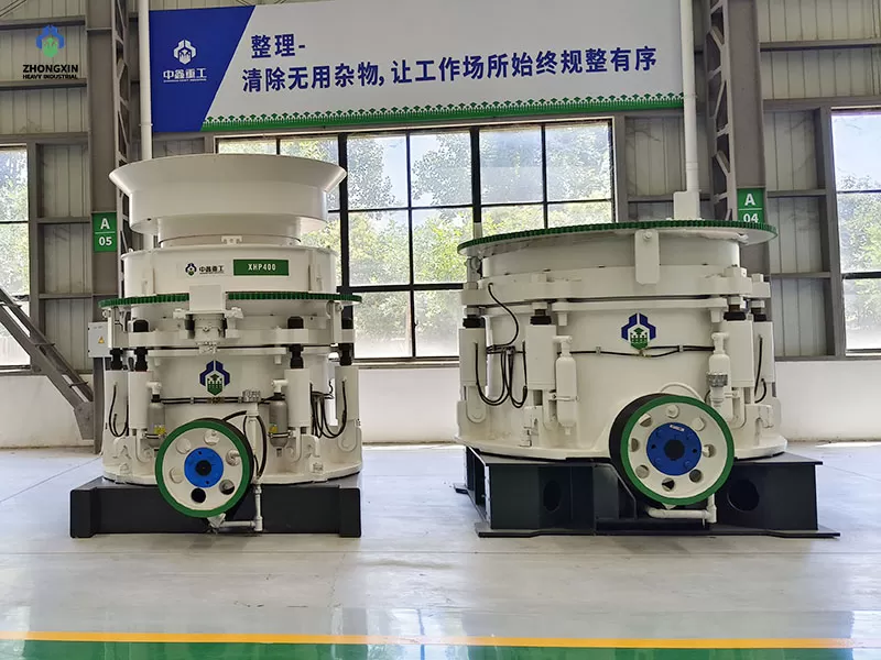 Brand-new official green and blue logo engraved on Jiaozuo Zhongxin multi-cylinder hydraulic cone crusher..jpg