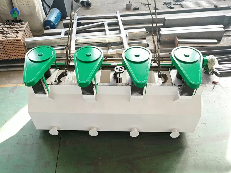 Prueba de funcionamiento de máquina de flotación en taller de producción