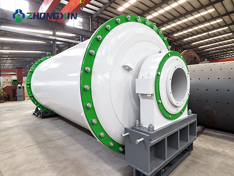 Ensamblaje en fábrica de molino de bolas cerámico de escala industrial - Zhongxin